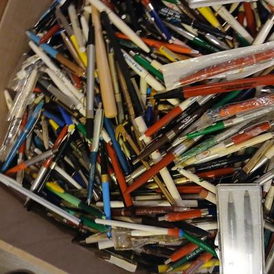 Insane pen collection - likely over 1,000 ink pens - Advertising pen collection