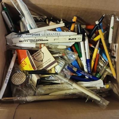 Insane pen collection - likely over 1,000 ink pens - Advertising pen collection