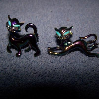 LOT 56 WILD & CRAZY METAL CAT PINS