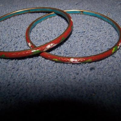 LOT 58 WONDERFUL VINTAGE 6 BANGLE BRACELETS 1 CUFF