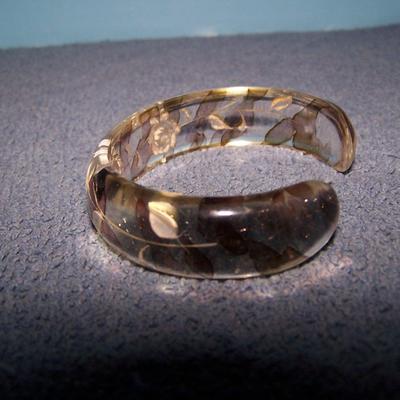 LOT 58 WONDERFUL VINTAGE 6 BANGLE BRACELETS 1 CUFF