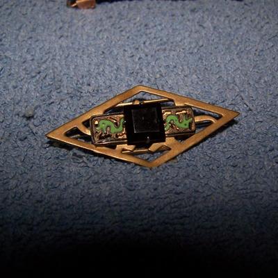 LOT 60 GRAND OLD JEWELRY