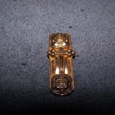 LOT 60 GRAND OLD JEWELRY