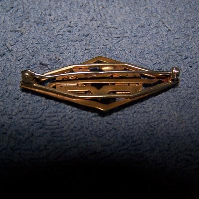 LOT 60 GRAND OLD JEWELRY