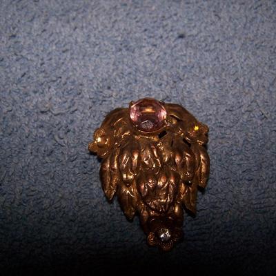 LOT 60 GRAND OLD JEWELRY