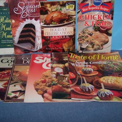 LOT 65 PILLSBURY & MORE COOKBOOKS