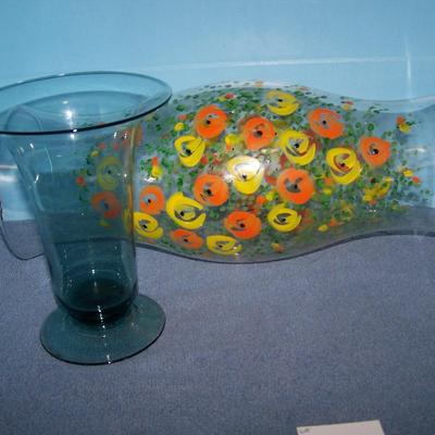 LOT 68 FAB MCM VINTAGE ART GLASS 1-SIDE WAYS VASE