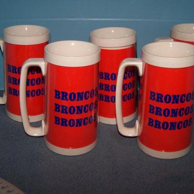 LOT 71 FAB 1970s THERM-SERV DENVER BRONCOS BEER MUGS