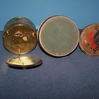 LOT 72 WONDERFUL COLLECTABLE MUSIC BOXES