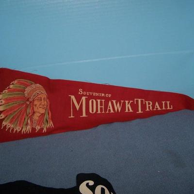 LOT 75 GREAT VINTAGE PENNANTS-WY/MOHAWK/WAUKEGAN plus