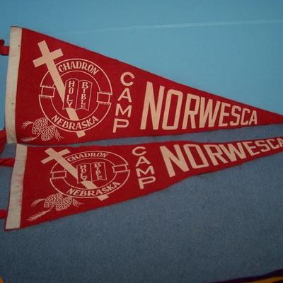 LOT 77 GREAT VINTAGE PENNANTS-SCHOOLS/PLACES