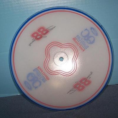 LOT 81 SUPER COLLECTABLE 88 DALE JARRETT NASCAR CEILING LAMP SHADE
