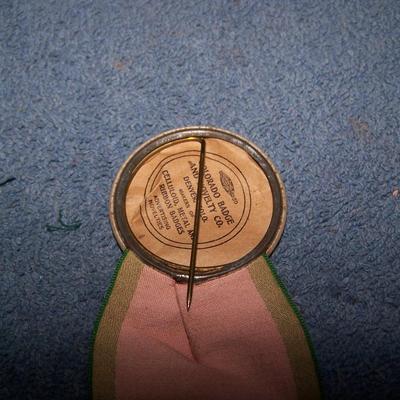 LOT 82 WONDERFUL OLD PINS/RIBBONS--VETERANS/FRATERNAL ++