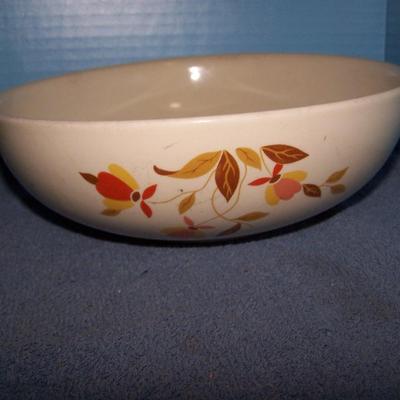 LOT 83 GREAT VINTAGE DINNERWARE