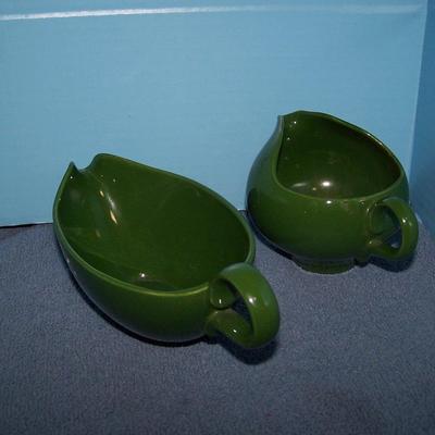 LOT 83 GREAT VINTAGE DINNERWARE