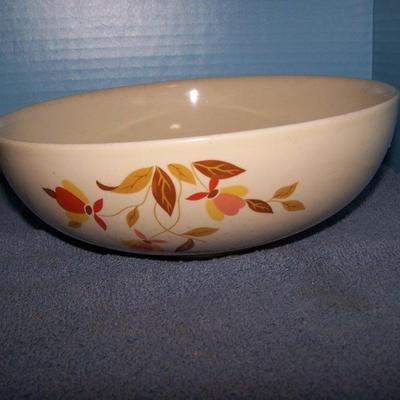 LOT 83 GREAT VINTAGE DINNERWARE