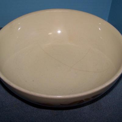 LOT 83 GREAT VINTAGE DINNERWARE