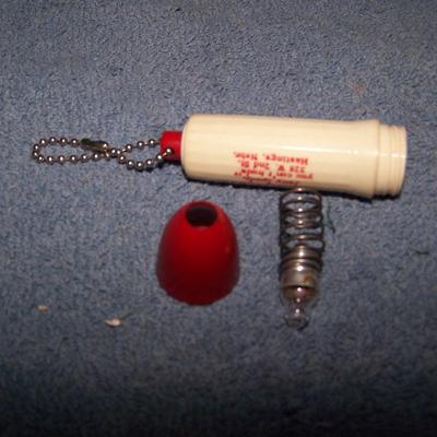 LOT 84 INTERESTING VINTAGE ADVERTISING ITEMS