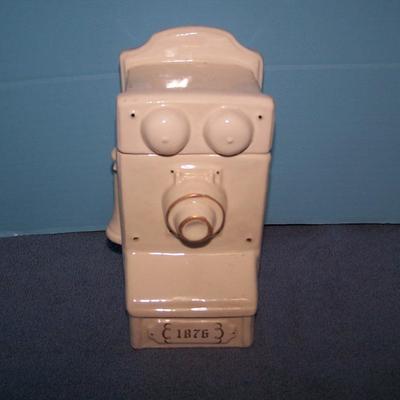 LOT 88 GREAT VINTAGE MCM BRAYTON LAGUNA & TELEPHONE COOKIE/SNACK JARS