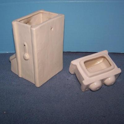 LOT 88 GREAT VINTAGE MCM BRAYTON LAGUNA & TELEPHONE COOKIE/SNACK JARS