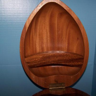 LOT 93 AMAZING VINTAGE MCM GIANT WALNUT NUT BOWL & MALLET