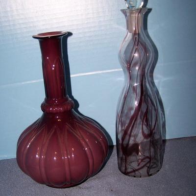 LOT 94 GORGEOUS VINTAGE MCM ART GLASS VASE & DECANTER