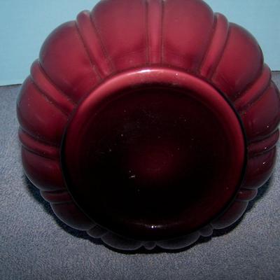 LOT 94 GORGEOUS VINTAGE MCM ART GLASS VASE & DECANTER