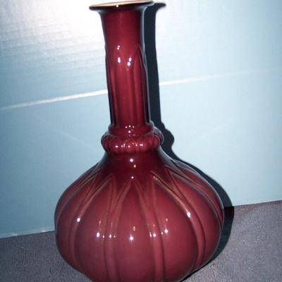 LOT 94 GORGEOUS VINTAGE MCM ART GLASS VASE & DECANTER