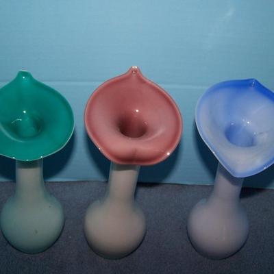 LOT 96 LOVELY COLLECTABLE JACK IN THE PULPIT ART GLASS VASES