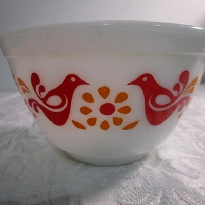 Pyrex Friendship 1-1/2 pt. mixing bowl #401