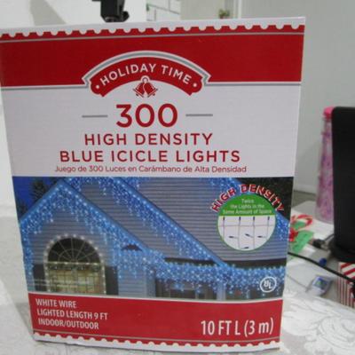 New box 300 high density blue icicle lights indoor/outdoor, 9'