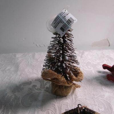 4 new Christmas ornaments