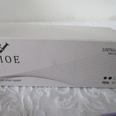New in box Lvioe sunglasses with lens cleaning cloth