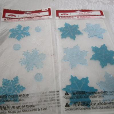 1 pkg Thanksgiving decoration kit and 2 pkgs Snowflake gel clings