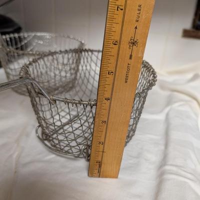 Cast iron Dutch oven 8G1 with lid, roaster frying baskets.