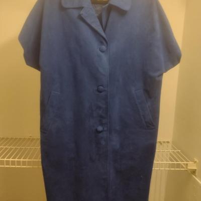 Vintage Harilela's of Hong Kong Ladies Short Sleeve Blazer/Coat- Approx 40" Long