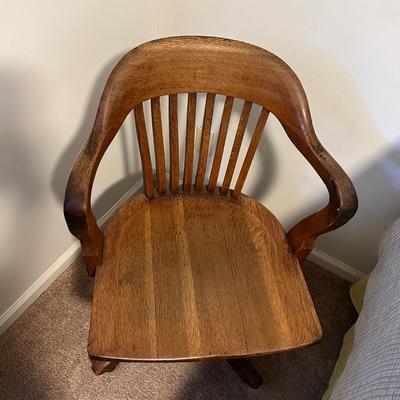 Oak Barrel Back Rolling/Swivel/Tilt Chair (G-RG)