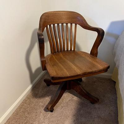 Oak Barrel Back Rolling/Swivel/Tilt Chair (G-RG)