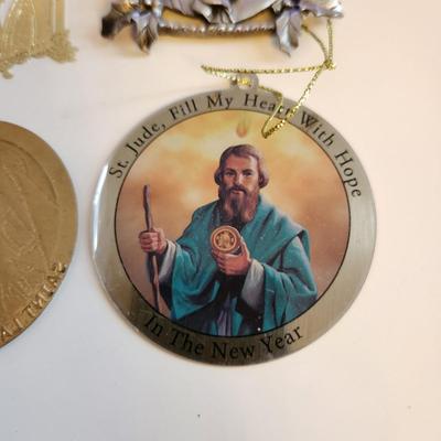 Sale Photo Thumbnail #403: This auction lot is for a grouping of six Religious Themed Christmas Ornaments.  Use on a holiday tree or for many other purposes.