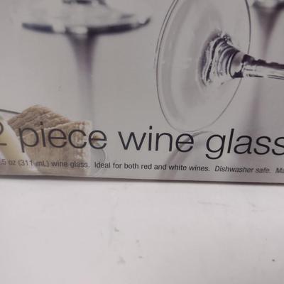 Essential Home Wine Glasses- Twelve Pieces