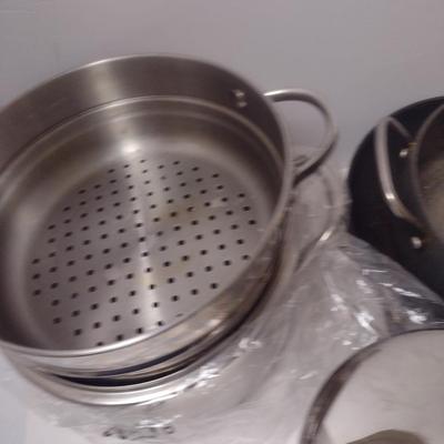 Assorted Cookware