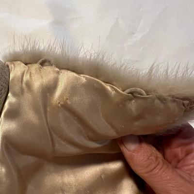 Mink Fur Stole/Collar & Hat (G-RG)