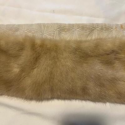 Mink Fur Stole/Collar & Hat (G-RG)