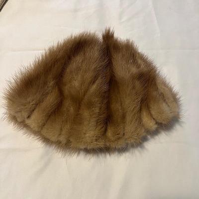 Mink Fur Stole/Collar & Hat (G-RG)