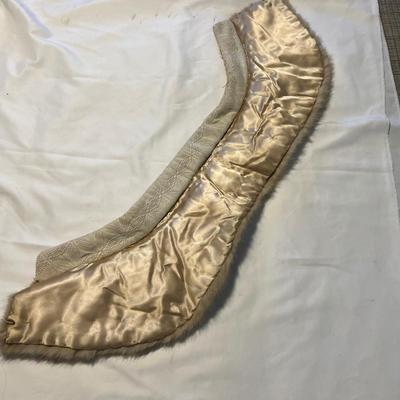 Mink Fur Stole/Collar & Hat (G-RG)