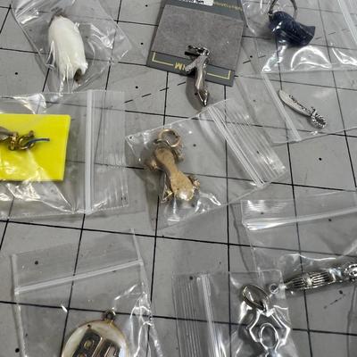 Sale Photo Thumbnail #377