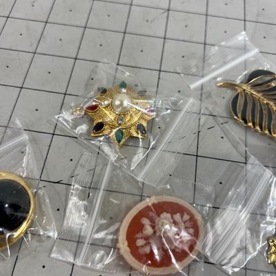 Sale Photo Thumbnail #388