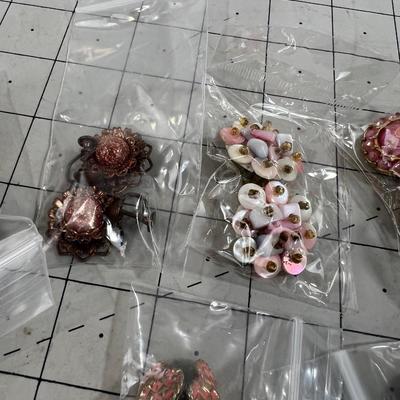 Sale Photo Thumbnail #405