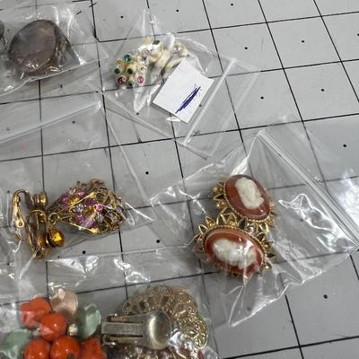 Sale Photo Thumbnail #427