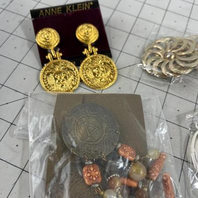 Sale Photo Thumbnail #433